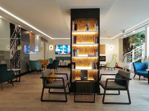 Hotel Gran Versalles, Lobby sitting area