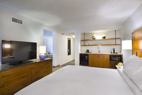 Hilton Garden Inn Kauai Wailua Bay, HI, Room