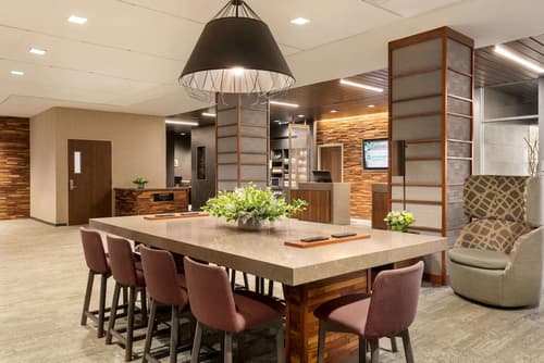 Wyndham Garden at Niagara Falls, Lobby