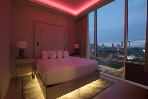 Wyndham Garden at Niagara Falls, Room