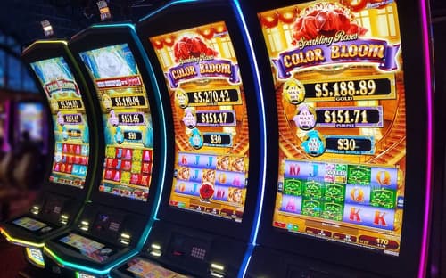 Wyndham Garden at Niagara Falls, Casino