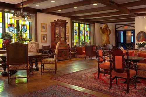 The Cheshire, Lobby sitting area