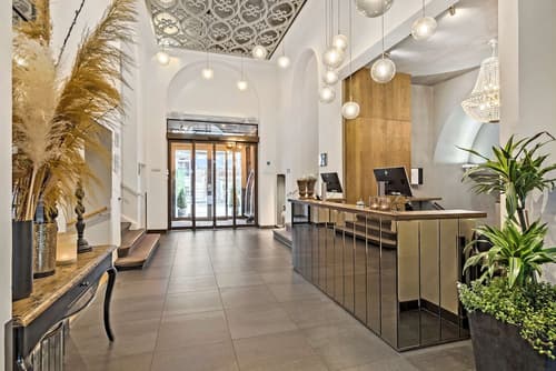 Best Western Hotel Hebron, Lobby