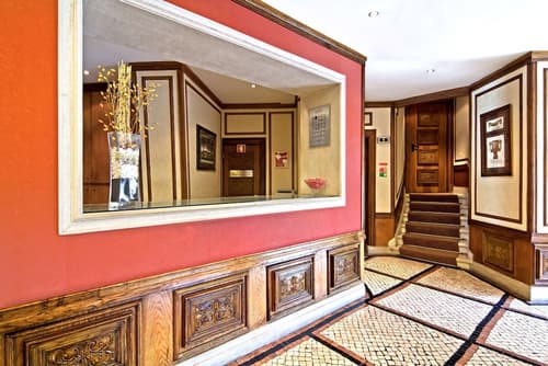 SANA Rex Hotel, Reception