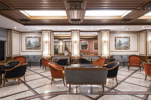 SANA Rex Hotel, Lobby sitting area