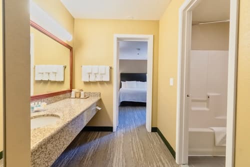 The Oakhurst Inn at Yosemite, Room