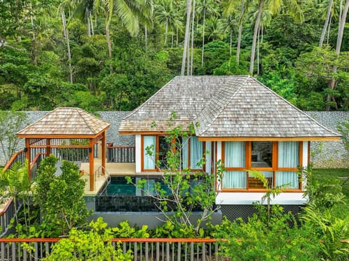 The Surin Phuket, Room