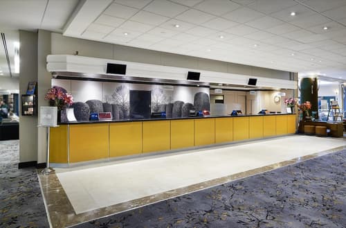 Hilton London Kensington, Reception