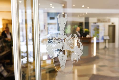 Hotel Royal, Reception