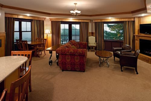Crowne Plaza Lake Placid by IHG, Room