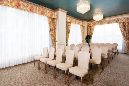 Mayflower Park Hotel, Indoor wedding