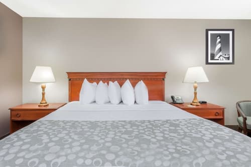 Days Inn by Wyndham St Augustine/Historic Downtown, Room