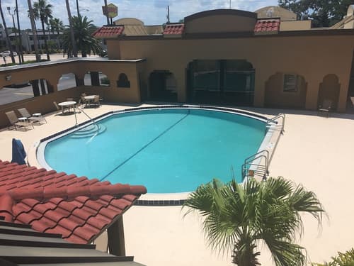 Days Inn by Wyndham St Augustine/Historic Downtown, Pool