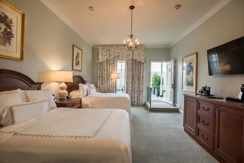 Bienville House, Room