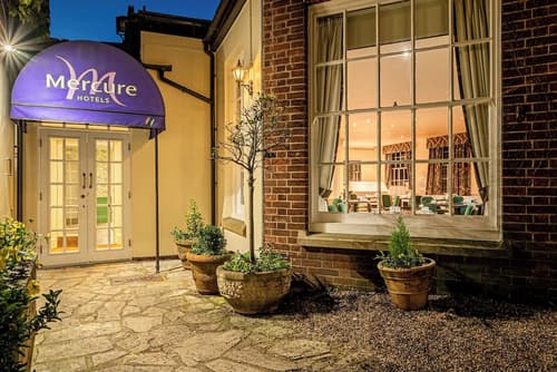 Mercure White Hart Hotel Salisbury and Apartments, Reception