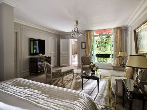 Hôtel Plaza Athénée - Dorchester Collection, Room