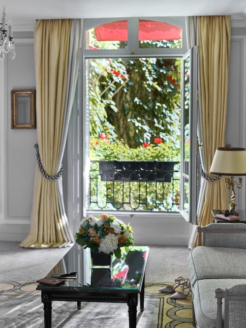 Hôtel Plaza Athénée - Dorchester Collection, Room