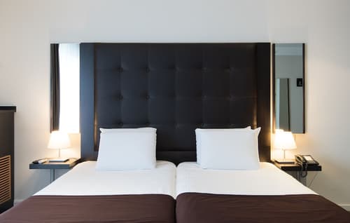 Hotel Chambord, Room