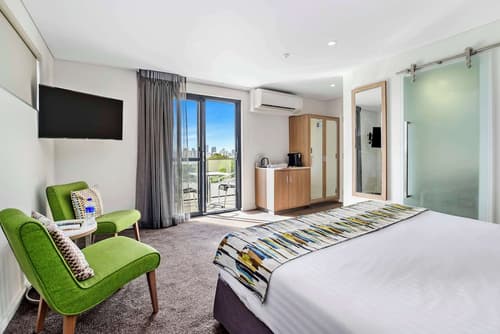 Metro Hotel Perth, Room