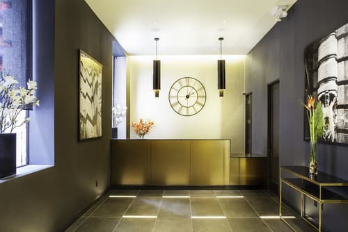 The Hotel @ Fifth Avenue, Reception