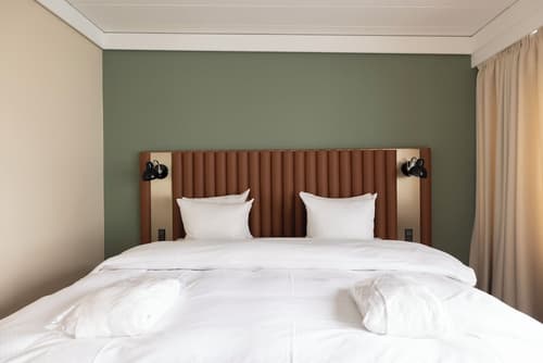 Imperial Hotel, Room