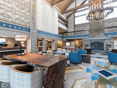 Tenaya at Yosemite, Lobby