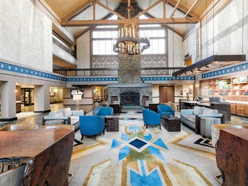 Tenaya at Yosemite, Lobby sitting area