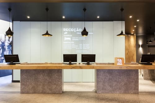 ibis Lisboa José Malhoa, Reception