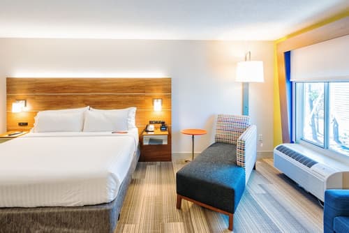 Holiday Inn Express Charleston by IHG, Room