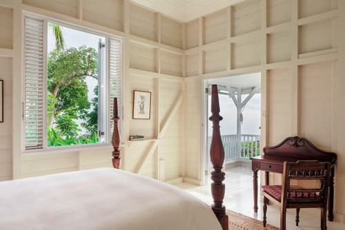 Strawberry Hill, Room