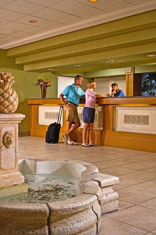 Coral Beach Resort and Suites, Reception