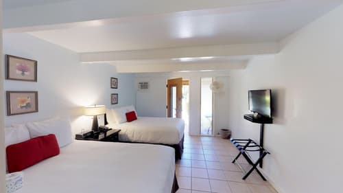 Hotel Moloka'i, Room