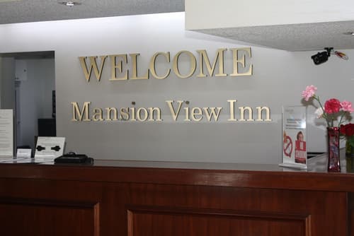 Mansion View Inn and Suite, Reception