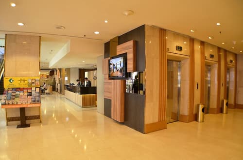 Hotel Grand Pacific, Lobby