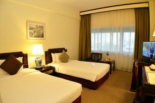 Hotel Grand Pacific, Room