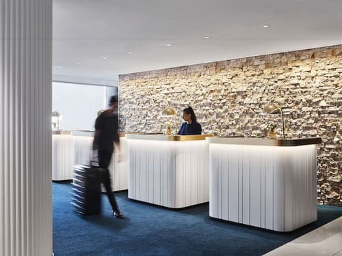 Novotel Sydney Darling Square, Reception