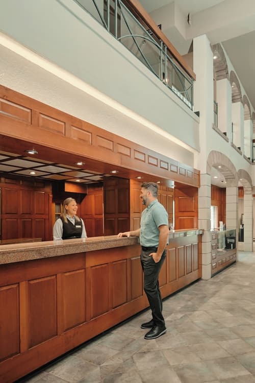 La Saguenéenne - Hôtel et Centre de Congrès, Reception