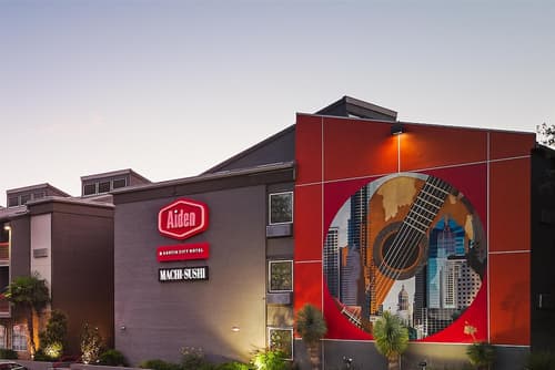 Aiden Austin City Hotel, Exterior