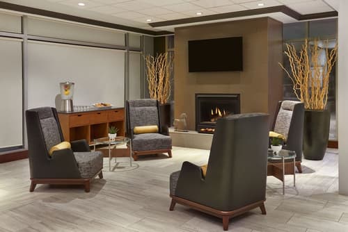 Courtyard by Marriott Downtown Ottawa, Lobby