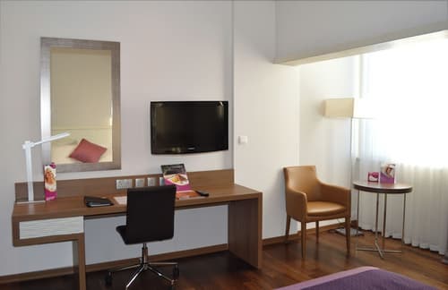 Crowne Plaza Limassol by IHG, Room