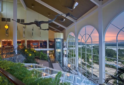 Gamboa Rainforest Reserve, Lobby