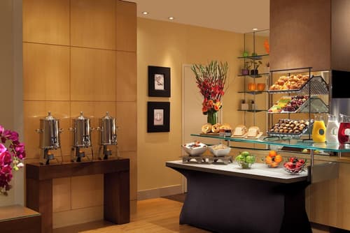 Millennium Premier New York Times Square, Dining