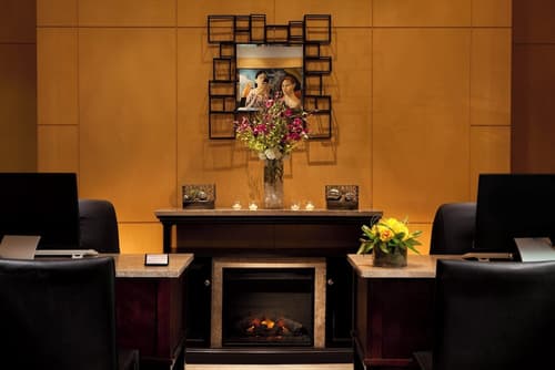 Millennium Premier New York Times Square, Lobby