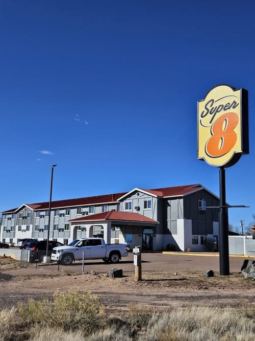 Super 8 by Wyndham Holbrook, Primary image