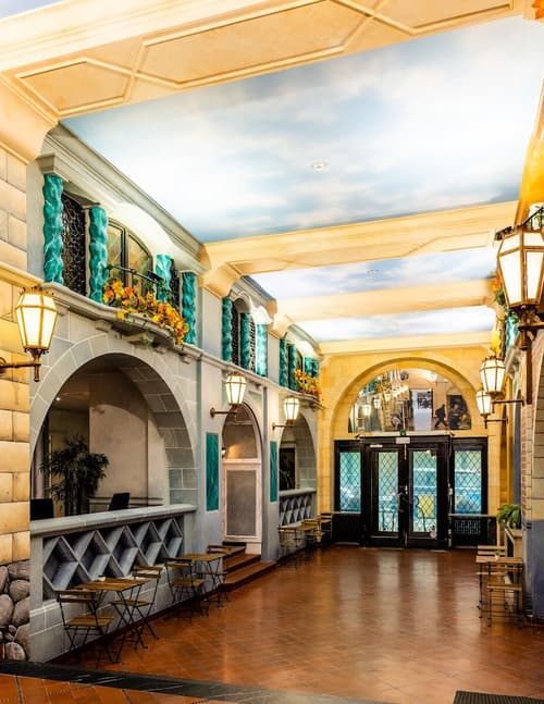 Hotel des Colonies Brussels by Mercure, Interior entrance