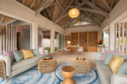 The Westin Bora Bora Resort & Spa, Reception