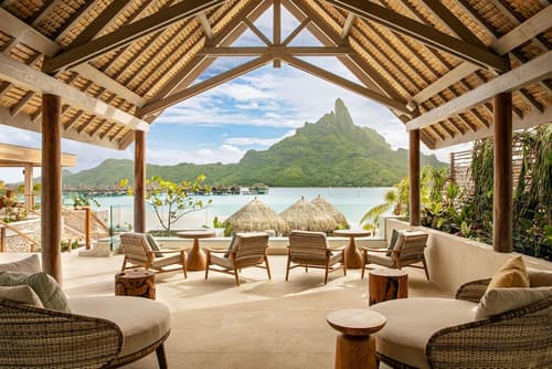 The Westin Bora Bora Resort & Spa, Reception