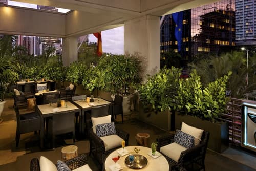 JW Marriott Miami, Restaurant