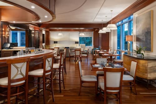 JW Marriott Miami, Bar (on property)