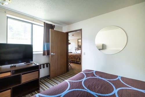 Super 8 by Wyndham Custer/Crazy Horse Area, Room